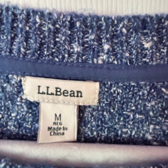 L.L. Bean Heathered Blue Cable Knit Split Hem Sweater - Med - Like New - Picture 4 of 5